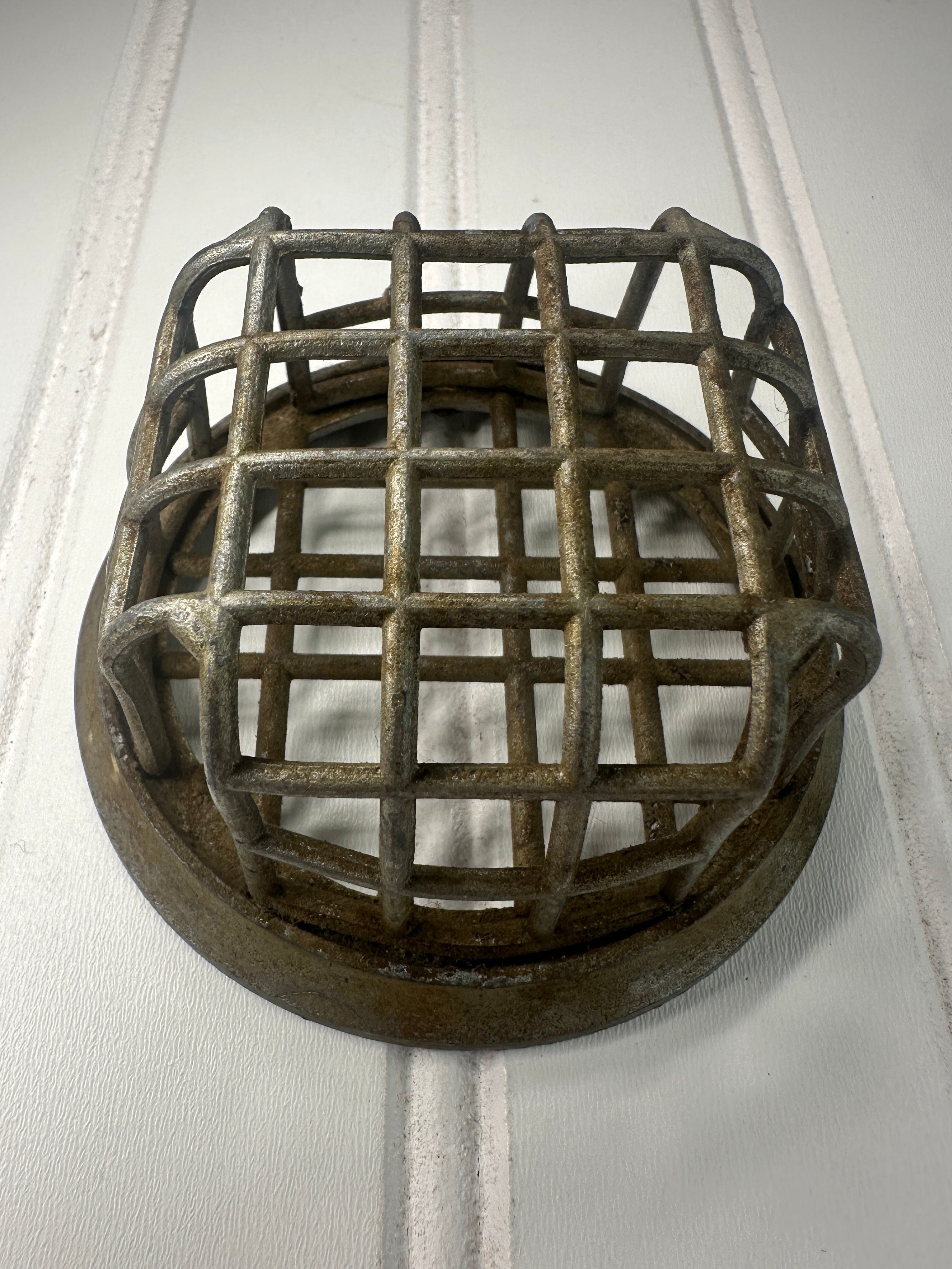 Metal Flower Frog