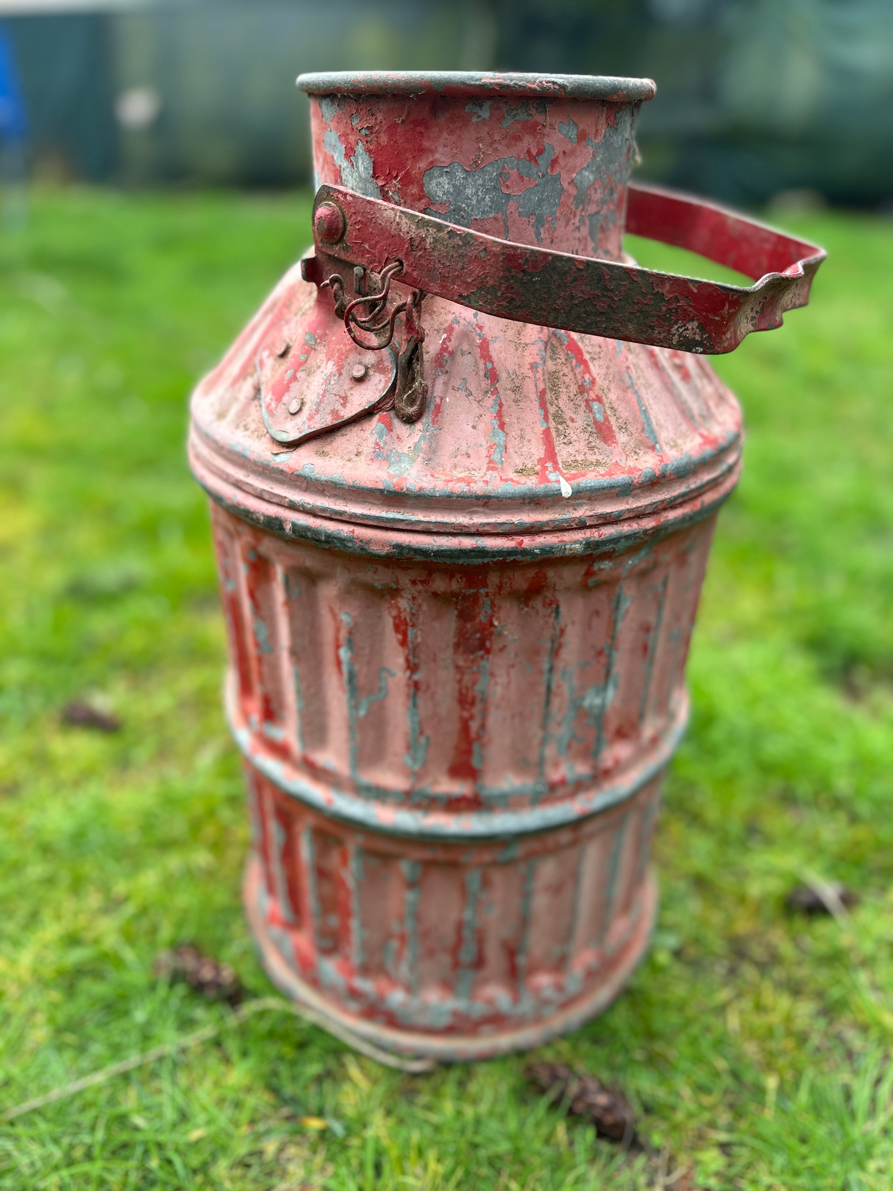 Vintage Union Oil Can